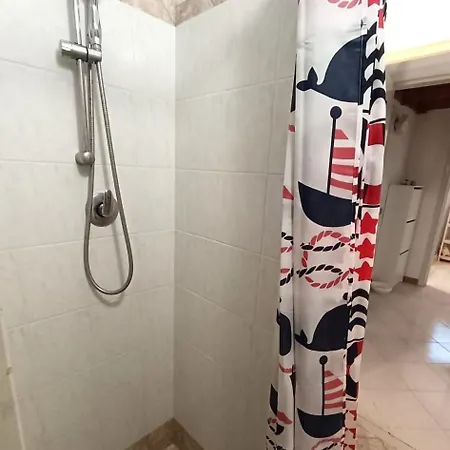 Iris Con Ampia Veranda