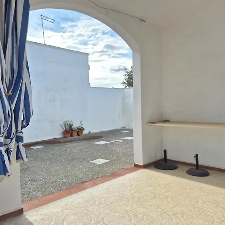 Holiday home Iris Con Ampia Veranda *