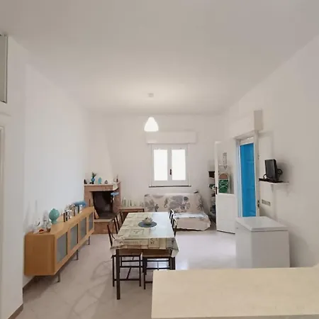 Iris Con Ampia Veranda Vakantiehuis