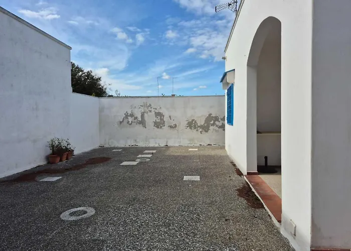 Iris Con Ampia Veranda Feriehus